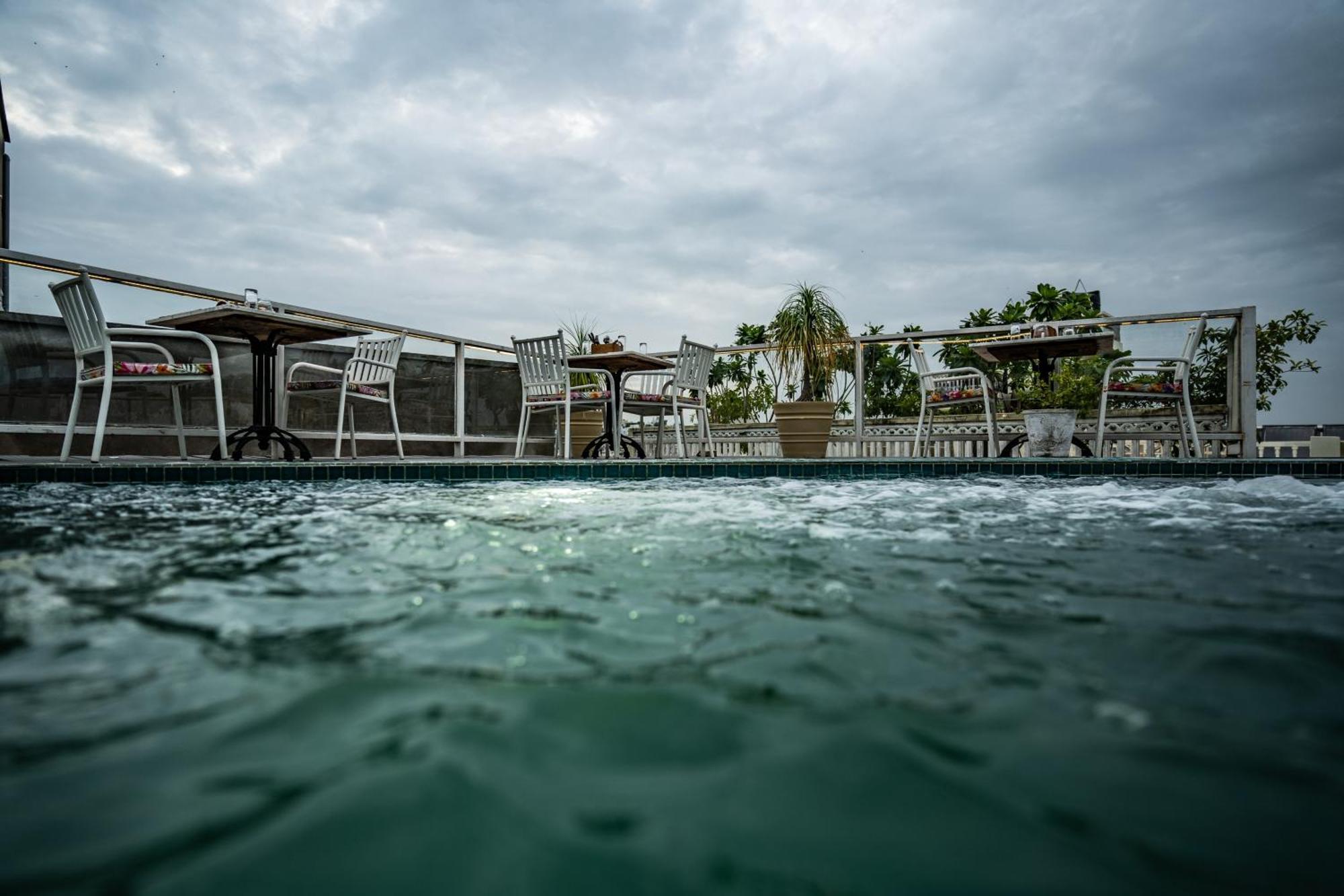 Tripli Hotels Shambhu Villas Udaipur Exterior photo